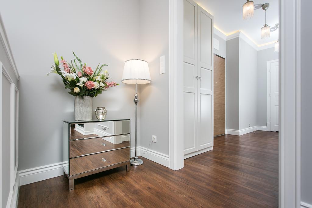 Executive 2-Bedroom Apartment Краков Экстерьер фото