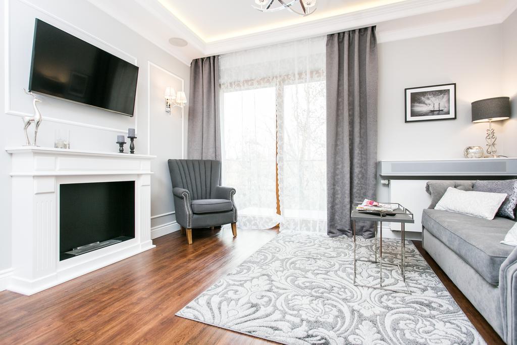 Executive 2-Bedroom Apartment Краков Экстерьер фото